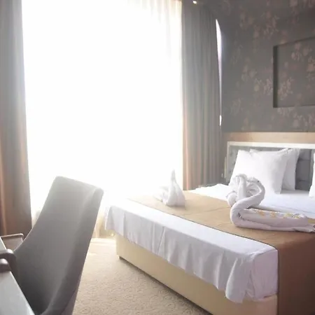 Dragos Hotel 3*